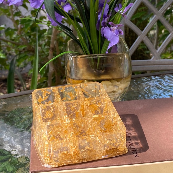 Gold Cosmetic Organizer Resin Art - Picture 12 of 16